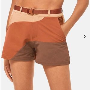 NWOT Outdoor Voices RecTrek Short in Zion